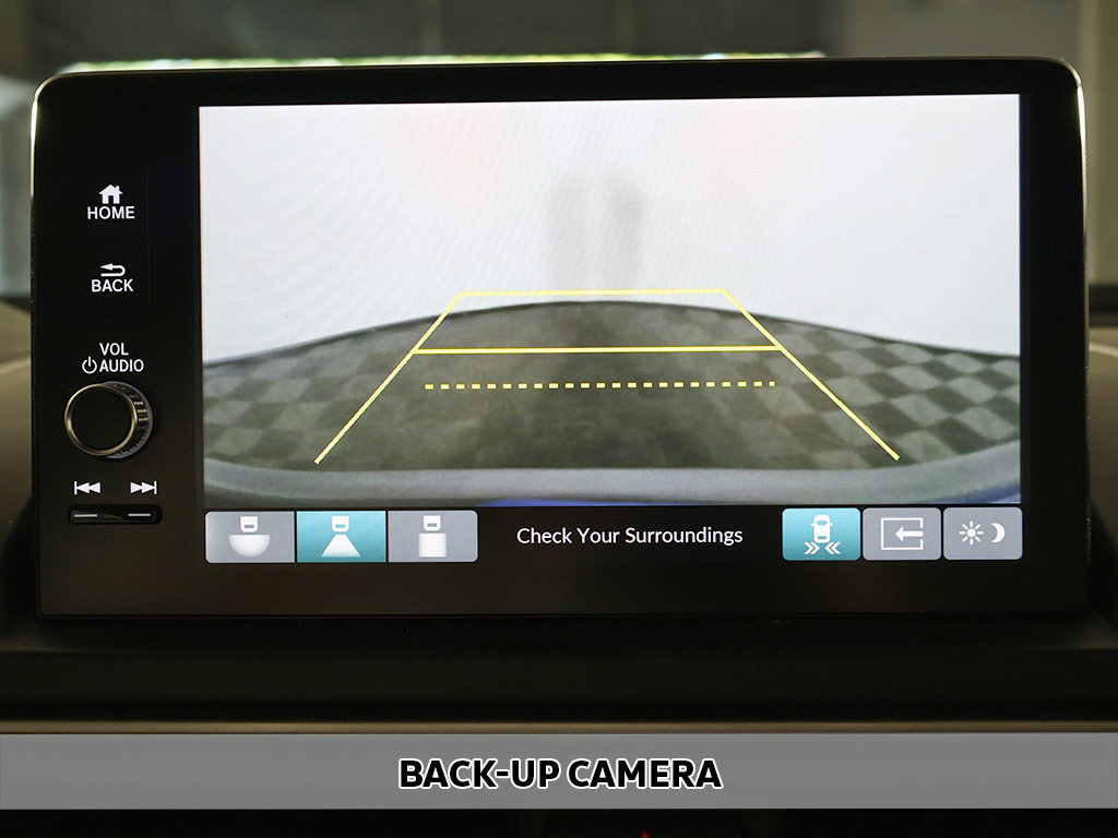 Used 2024 Honda Pilot Touring image 7