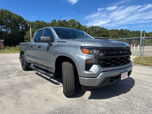 New 2026 Chevrolet Silverado 1500 Custom w/ Rally Edition image 10