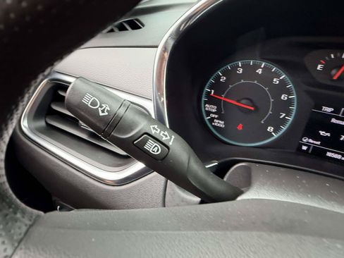 Used 2023 Chevrolet Equinox LS w/ Driver Confidence II Package FWD image 27