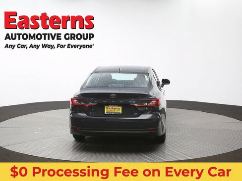 Used 2025 Toyota Camry LE FWD image 36