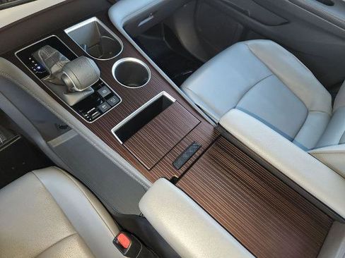 Used 2022 Toyota Sienna XLE image 23