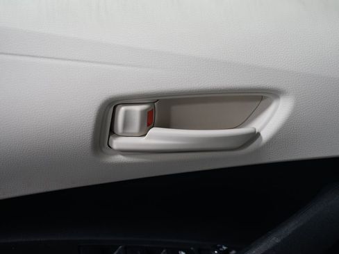 Certified 2023 Toyota Corolla LE image 29