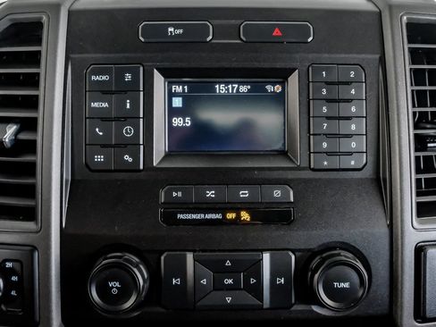 Used 2021 Ford F250 XL w/ Power Equipment Group AWD/4WD image 20