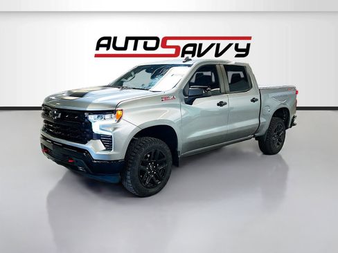 Used 2025 Chevrolet Silverado 1500 LT Trail Boss w/ Convenience Package II AWD/4WD image 3