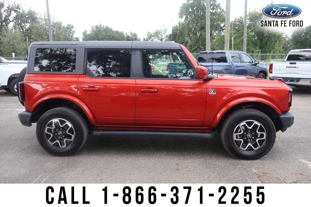 Used 2022 Ford Bronco Outer Banks AWD/4WD image 7