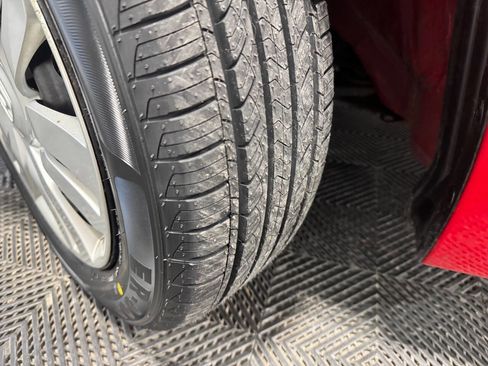 Used 2015 Honda Fit LX image 41