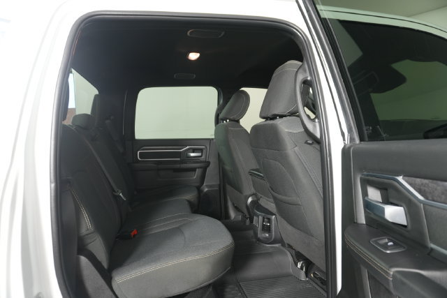 Used 2024 RAM 2500 Big Horn w/ Night Edition AWD/4WD image 31