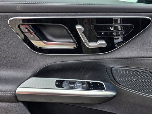 New 2026 Mercedes-Benz GLC 300 4MATIC image 12