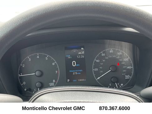 Used 2025 Toyota Corolla LE FWD image 13