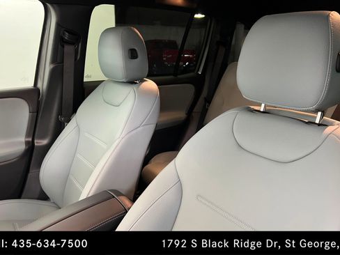 Certified 2026 Mercedes-Benz GLB 250 4MATIC image 16