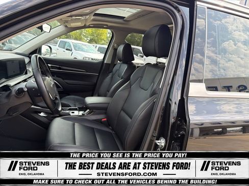 Used 2025 Kia Telluride S FWD image 16