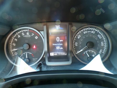 Used 2023 Toyota Tacoma TRD Sport w/ TRD Premium Sport Package AWD/4WD image 24