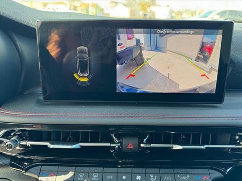 Used 2024 Dodge Hornet R/T w/ R/T Blacktop Package image 10