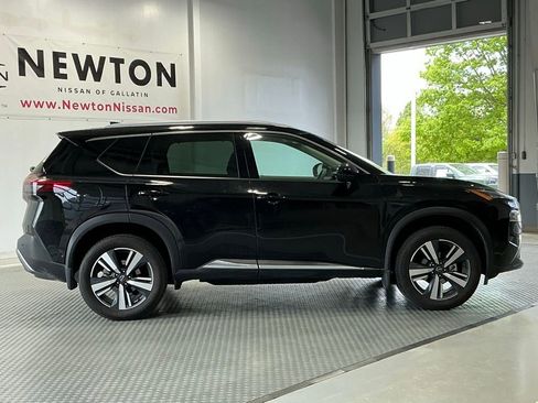 Used 2023 Nissan Rogue SL w/ SL Premium Package image 20