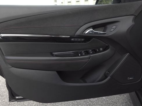 Used 2014 Chevrolet SS image 26