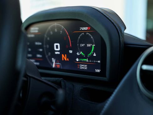 Used 2022 McLaren 720S Spider image 52