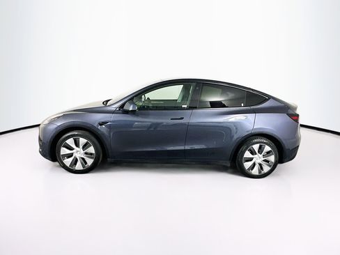Used 2023 Tesla Model Y Long Range image 4