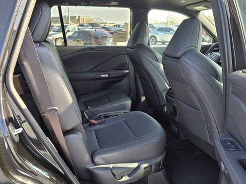 New 2026 Lexus TX 500h AWD image 9