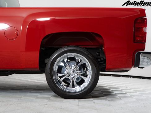 Used 2011 Chevrolet Silverado 1500 W/T w/ LS Package RWD image 17