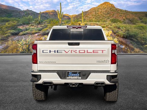 Used 2024 Chevrolet Silverado 1500 High Country image 9