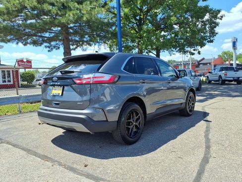 Certified 2024 Ford Edge SEL w/ Convenience Package AWD/4WD image 6