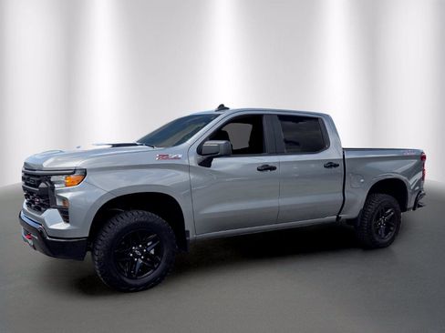 Used 2026 Chevrolet Silverado 1500 Custom Trail Boss AWD/4WD image 3