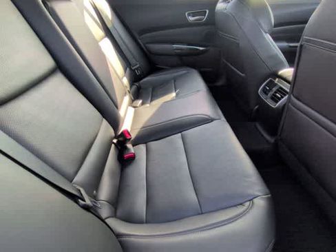 Certified 2018 Acura TLX w/Technology Pkg image 22