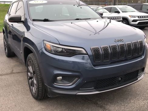 Used 2021 Jeep Cherokee Latitude Lux 80th Anniv w/ Quick Order Package 26U 80TH image 3