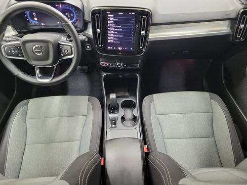 Certified 2024 Volvo XC40 B5 Core image 16