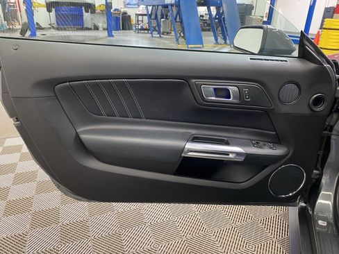 Used 2022 Ford Mustang GT Premium image 22