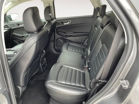 Used 2023 Ford Edge SEL w/ Convenience Package image 10