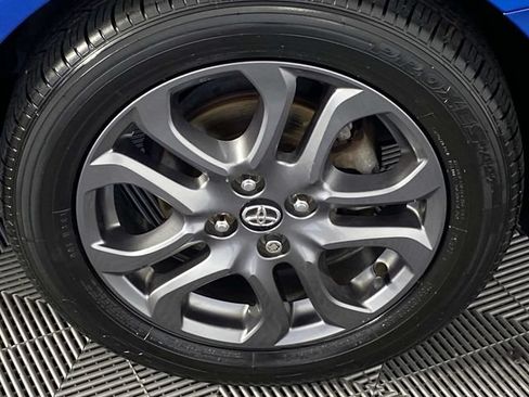 Used 2019 Toyota Yaris LE FWD image 29