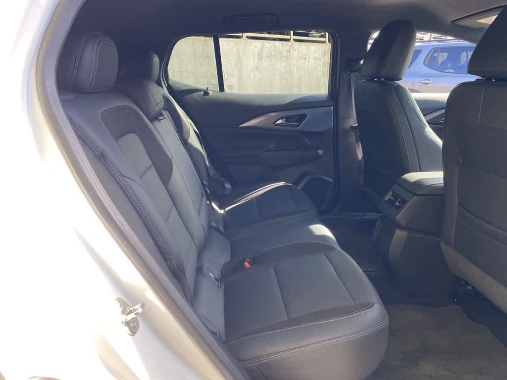 Used 2024 Chevrolet Equinox EV LT AWD/4WD image 17
