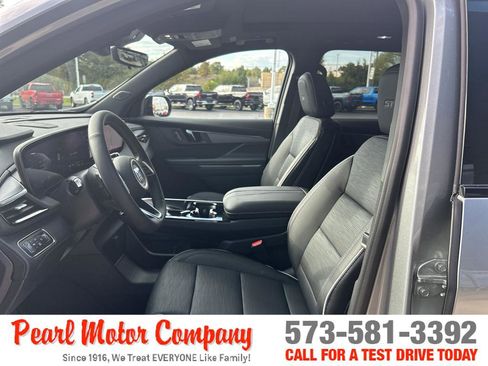 New 2026 Buick Enclave Sport Touring w/ Power Package image 11