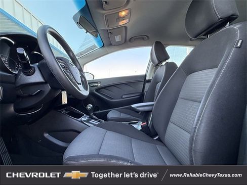 Used 2016 Kia Forte LX w/ LX Popular Plus Package image 24