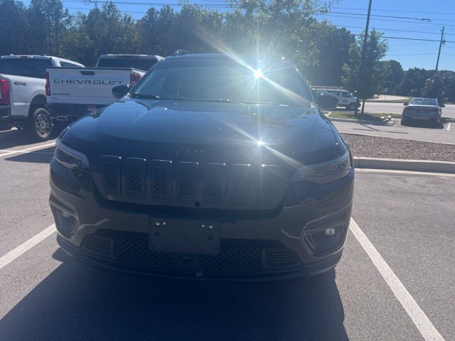 Used 2021 Jeep Cherokee Latitude Plus AWD/4WD image 3