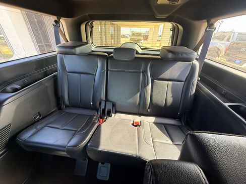 Used 2021 Ford Expedition Max XLT image 17