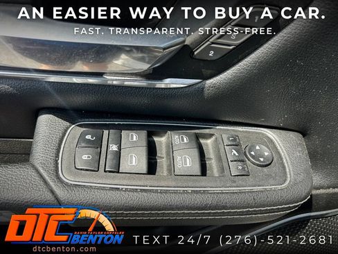 Used 2023 RAM 1500 Laramie AWD/4WD image 11