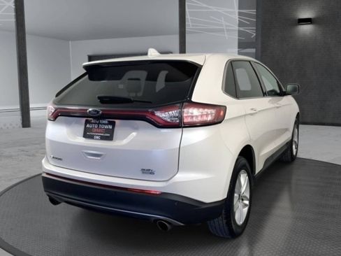 Used 2017 Ford Edge SEL AWD/4WD image 3