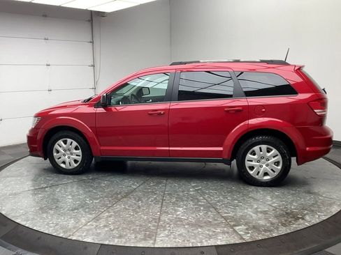 Used 2019 Dodge Journey SE image 31