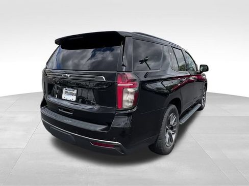Certified 2021 Chevrolet Tahoe Z71 w/ Z71 Off-Road Package AWD/4WD image 6