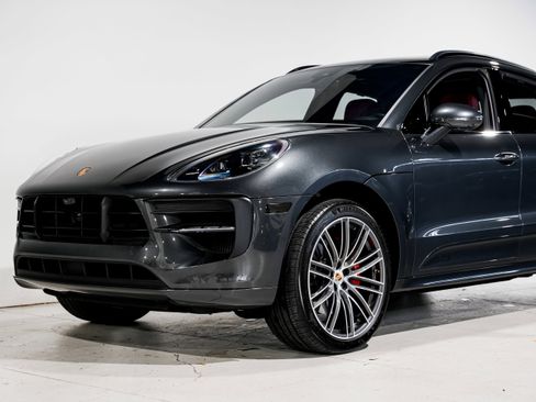 Used 2021 Porsche Macan GTS image 37