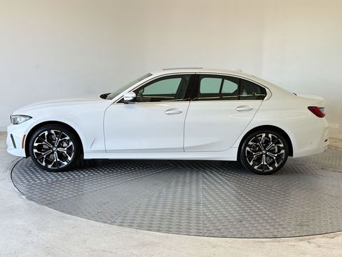 Used 2025 BMW 330i xDrive Sedan w/ Convenience Package AWD/4WD image 2
