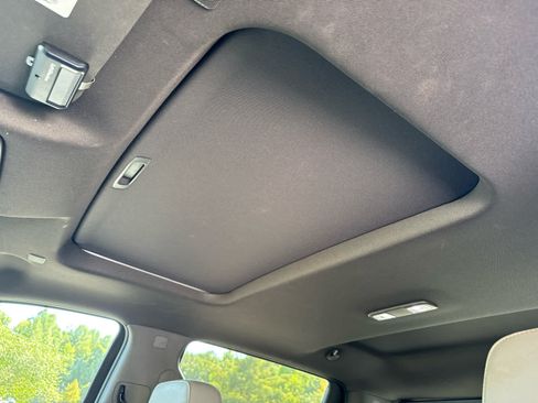 Used 2020 GMC Sierra 1500 SLT AWD/4WD image 8