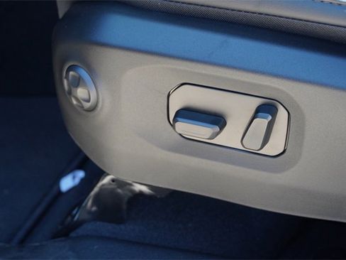 New 2025 Jeep Gladiator Rubicon w/ Convenience Group image 18