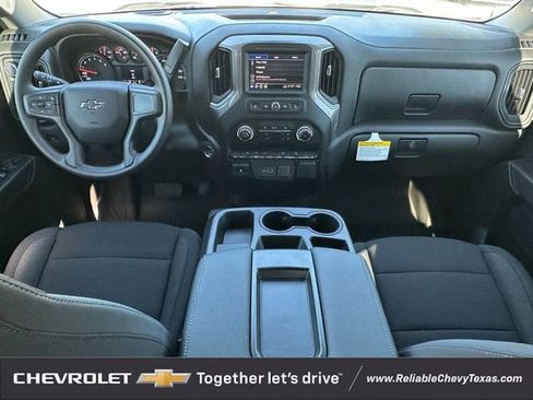 New 2026 Chevrolet Silverado 1500 Custom Trail Boss w/ LPO, Dark Essentials Package AWD/4WD image 11