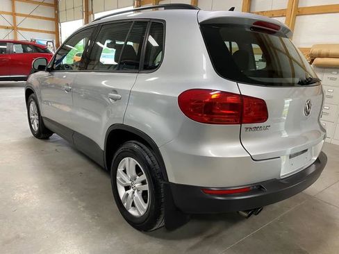 Used 2017 Volkswagen Tiguan S AWD/4WD image 10