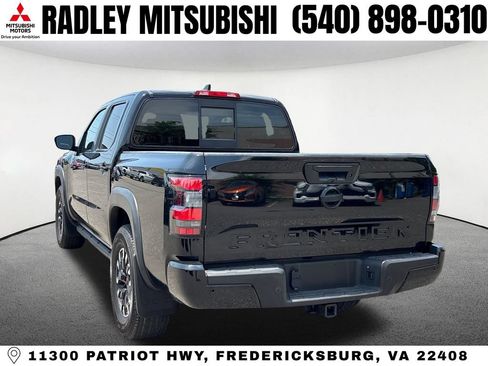 Used 2023 Nissan Frontier PRO-4X w/ Pro Convenience Package AWD/4WD image 17