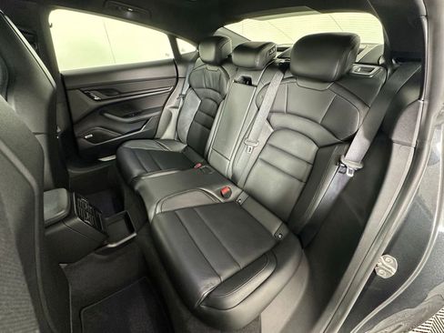 Used 2020 Porsche Taycan 4S w/ Premium Package image 25