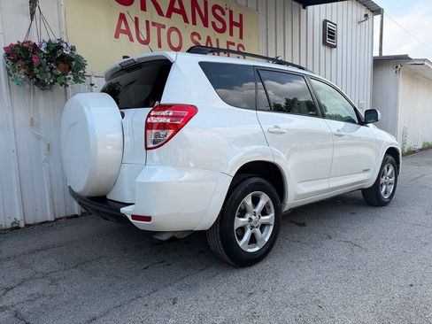 Used 2009 Toyota RAV4 Limited FWD image 4
